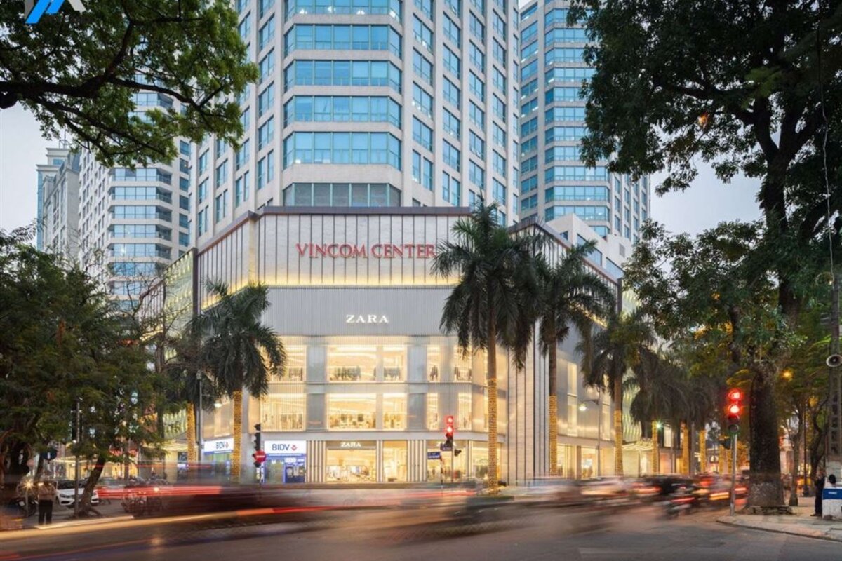 Vincom Bà Triệu - View thành phố